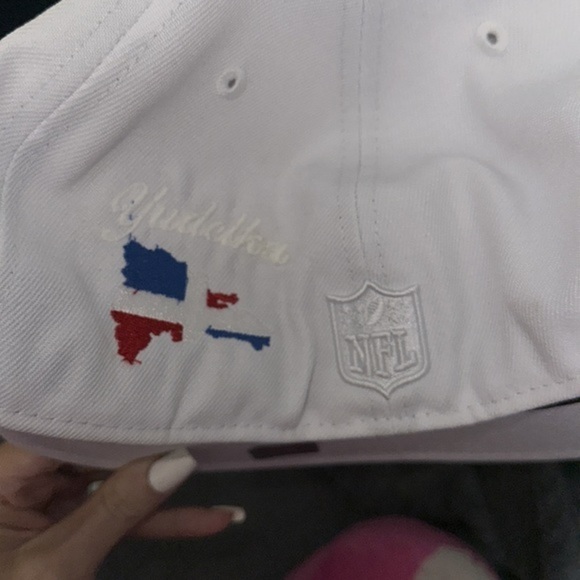 59 FIFTY Buffalo Bills Hat White On Whte Exclusive Yohandy NWT Fitted Size 8 - Picture 9 of 17